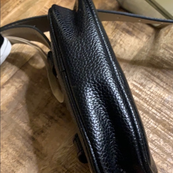 Steve Madden belt bag gold accents - Picture 5 of 11